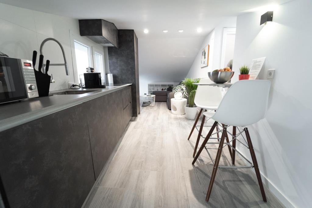 Buhardilla Comillas Beach En Primera Linea De Playa, Wifi, Netflix المظهر الخارجي الصورة